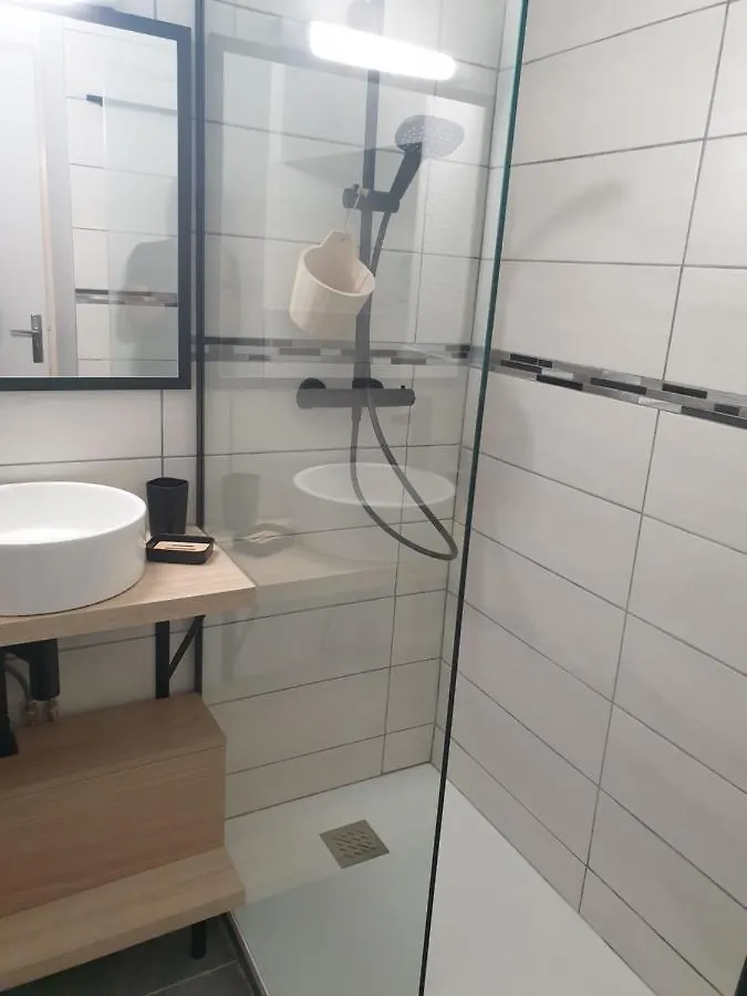 Апартаменты Superbe Vue Mer A Sainte Maxime T2 Climatise