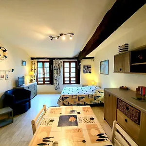 https://toussain-ocean-vanne-studio-centre-historique-vannes-st-patern.inbrittany.com